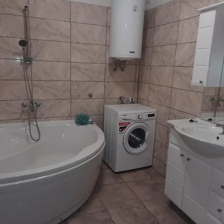 Two Bedroom City Center Apartment Lägenhet Rijeka
