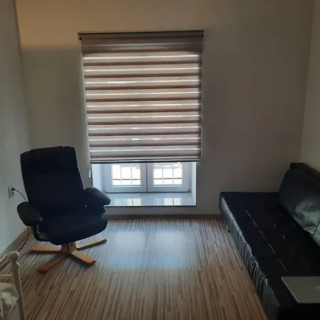Two Bedroom City Center Apartment Lägenhet *